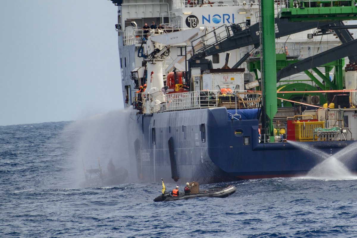 Greenpeace International tweet media