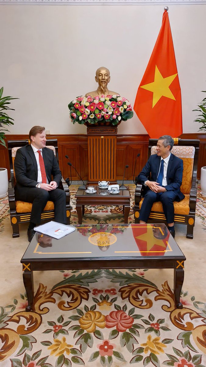 I wish to say goodbye to friends and colleagues Political Directors of EU27 as well as to my fellow directors general for Political Affairs and other counterparts around the globe. I have always been amazed by the strength of our community and I’m grateful for your partnership