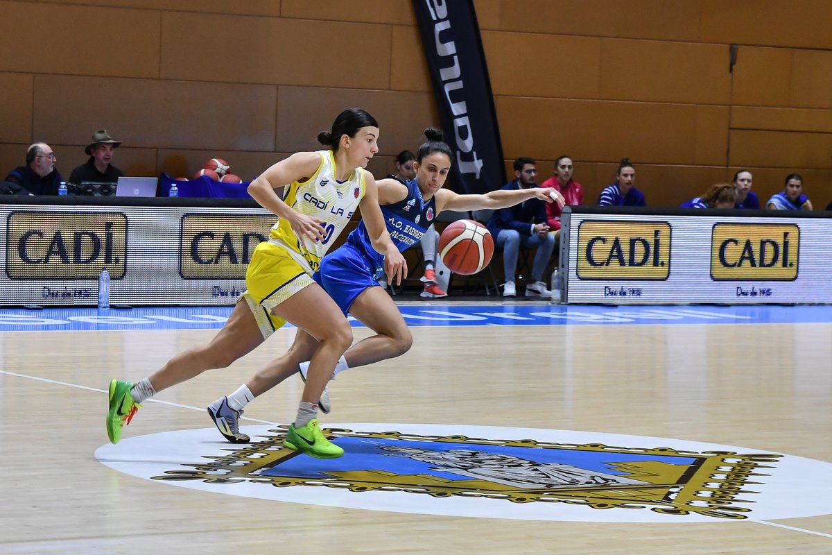 Galería de Fotos:#EuroCupWomen Jornada 6
Cadí La Seu- Eleytheria Moschatou
<a href="/sedisbasquet/">AE Sedis Bàsquet</a> @eleytheria_moschatou

Fotos👉flic.kr/s/aHBqjB5gov