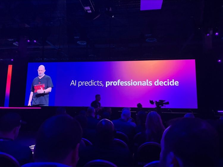 awsugcz's tweet photo. "AI predicts, professionals decide!"

we really like the Keynote of Dr. Werner Vogels! https://t.co/8uWUDUK0Lu