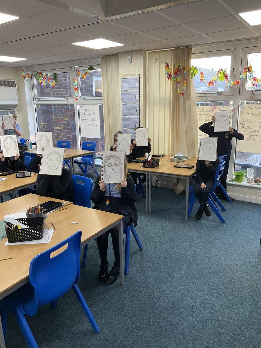 StBernardsep's tweet photo. T4 have created some great sketches this morning! #stbArt https://t.co/KUxG26RFE3
