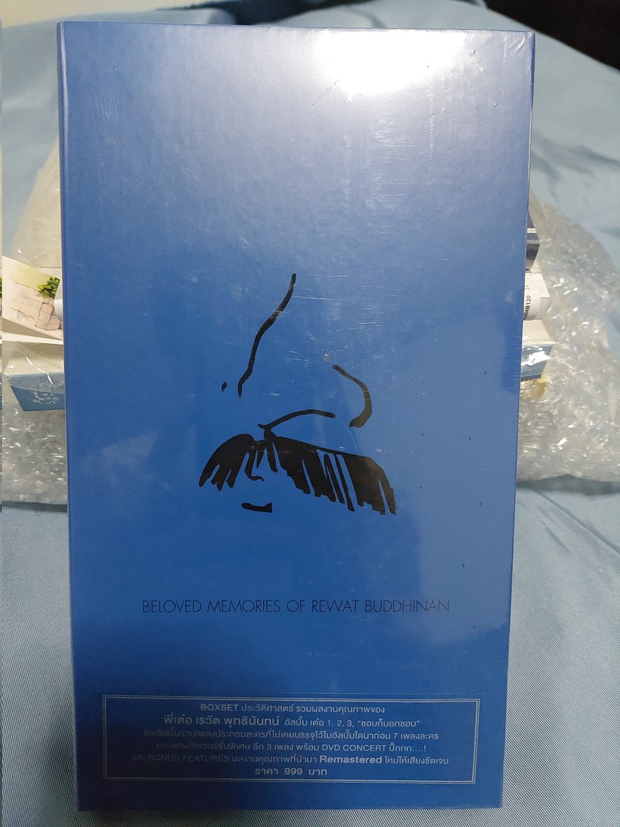 3rdhandshop's tweet photo. ARTIST : เต๋อ เรวัต พุทธินันทน์
ALBUM :  Beloved Memories of Rewat
PRICE : 650 รวมส่งลงทะเบียน
REMARK : มือ1
Boxset เต๋อ เรวัต 5 CD 1 DVD Concert 

#cd
#cdforsale
#ซีดี #ซีดีเพลง
#ซีดีเพลงหายาก #ขายซีดี
#เต๋อ
#เรวัต https://t.co/PzjWnUuW7Z