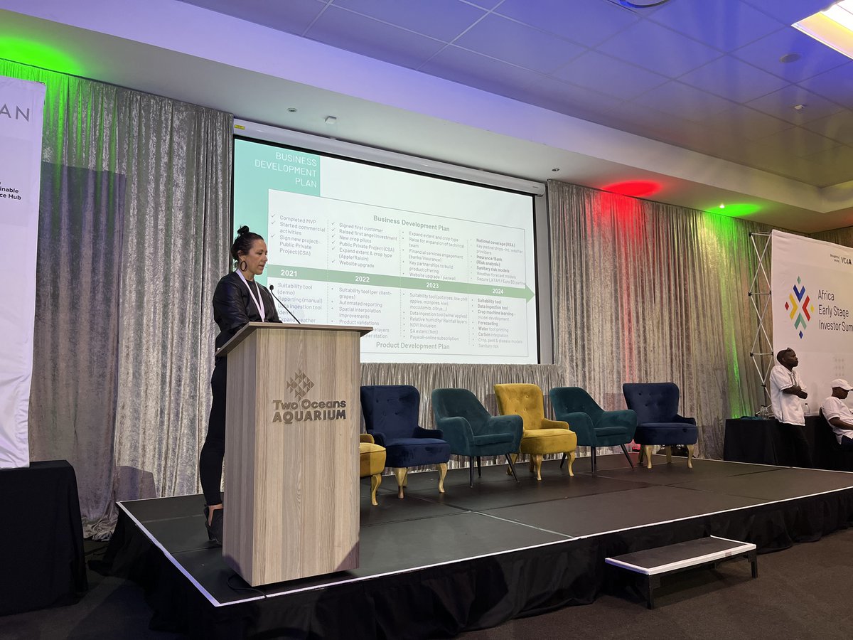 SULaunchLab's tweet image. Today is day 2 or #AESIS2023. And after we hosted an investor dinner at last night, our portfolio companies are pitching this morning to a room full of hundreds of investors with an Africa focus. TerraClim, Stellenbosch Nanofiber Company, and GreenX Engineering all showcasing