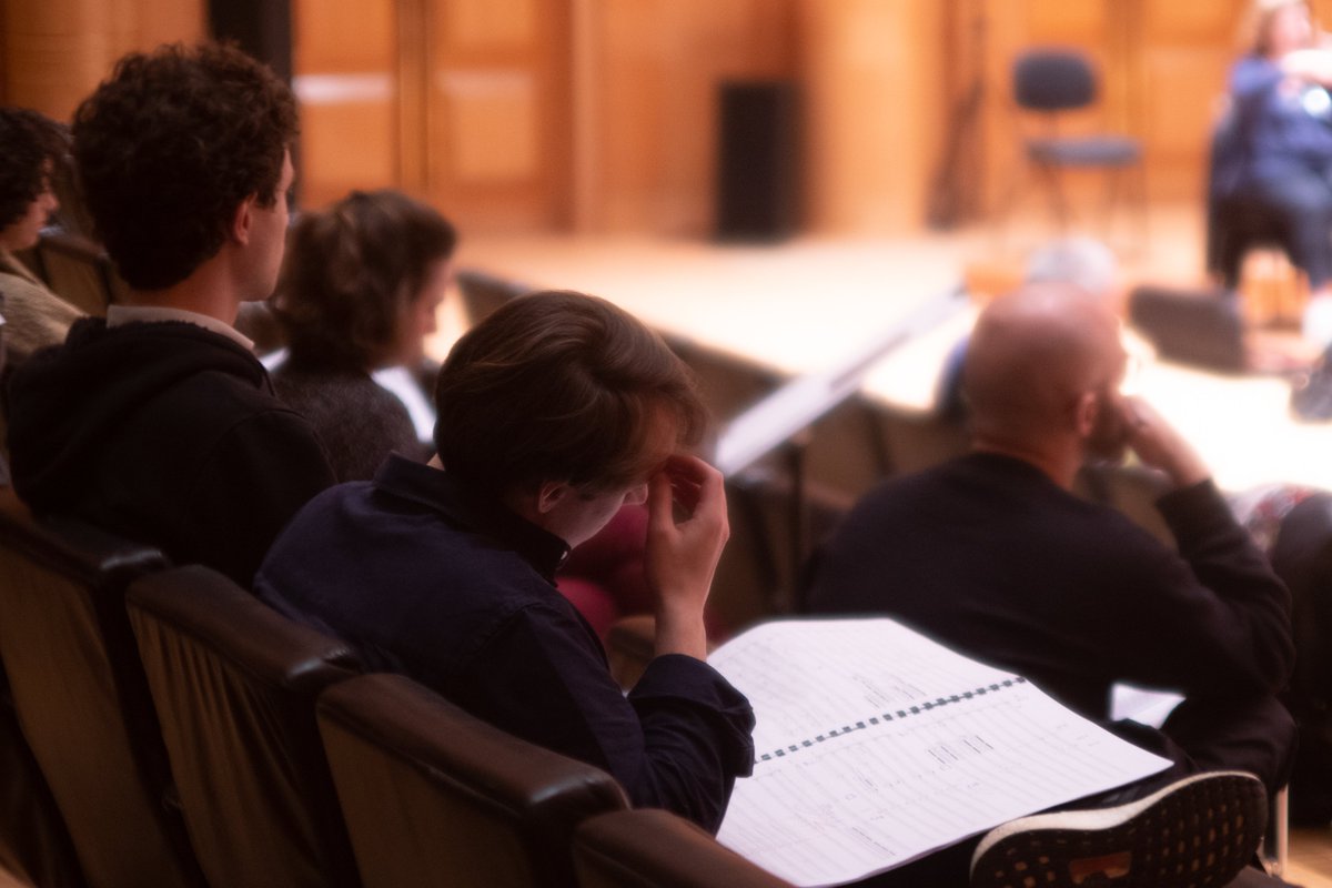 Cité musicale-Metz (@citemusicale) on Twitter photo Dimanche à 22h sur <a href="/francemusique/">France Musique</a>, retrouver la pièce Drone Junction de Florent Caron Darras ! Une commande de l'Orchestre national de Metz Grand Est pour la dernière édition des masterclasses de direction d'orchestre.
L'émission : urlz.fr/oJ0d Dimanche à 22h sur <a href="/francemusique/">France Musique</a>, retrouver la pièce Drone Junction de Florent Caron Darras ! Une commande de l'Orchestre national de Metz Grand Est pour la dernière édition des masterclasses de direction d'orchestre.
L'émission : urlz.fr/oJ0d