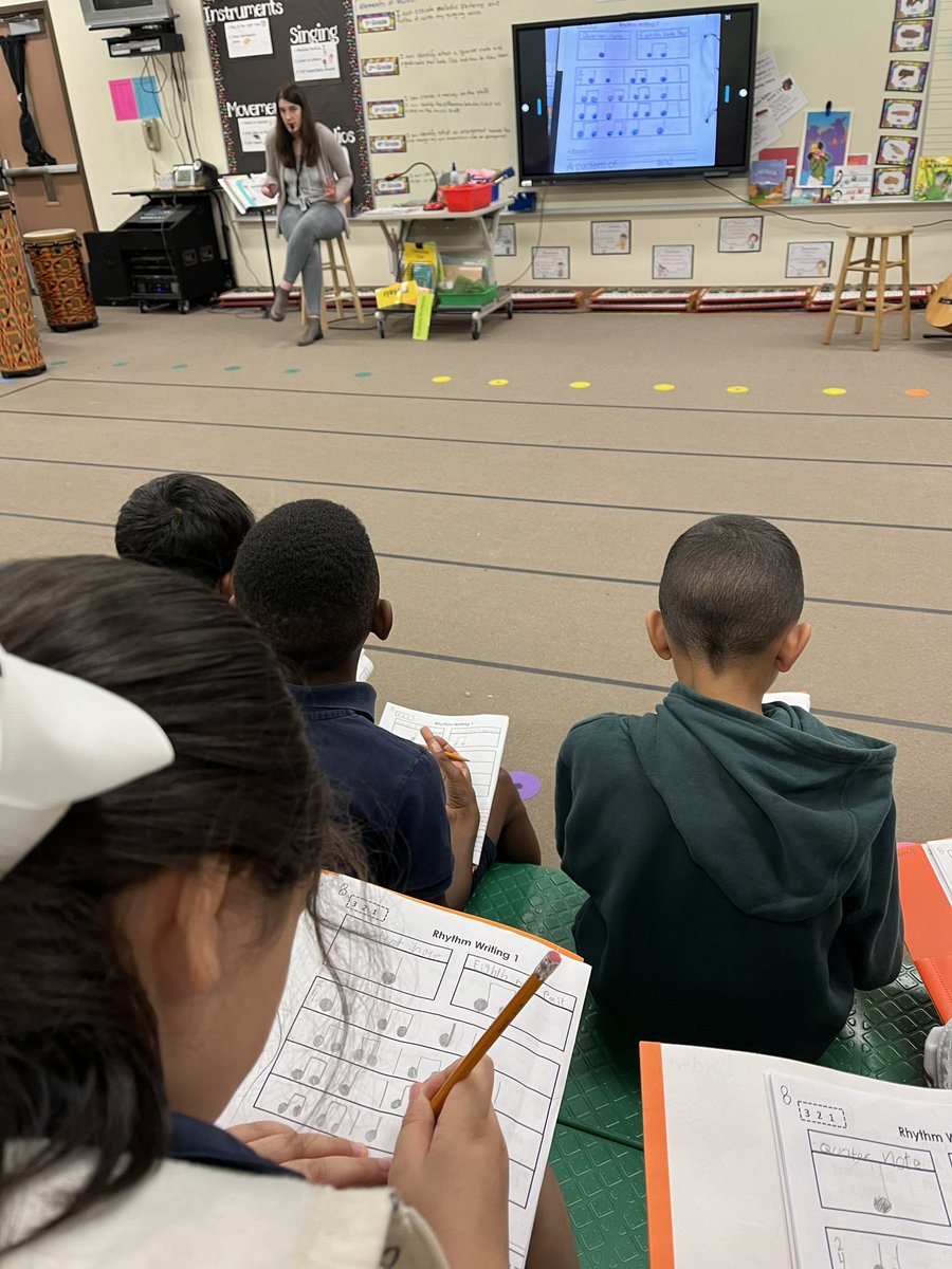 's tweet image. 2nd grade took a big step this week in their musical journey! Writing 🎶 for the first time! They rocked it. We love seeing our S’s growing in knowledge. Go Tigers! #WeGrow #Musicianship #Composers @TurnerBartelsK8 @HCPS_Music