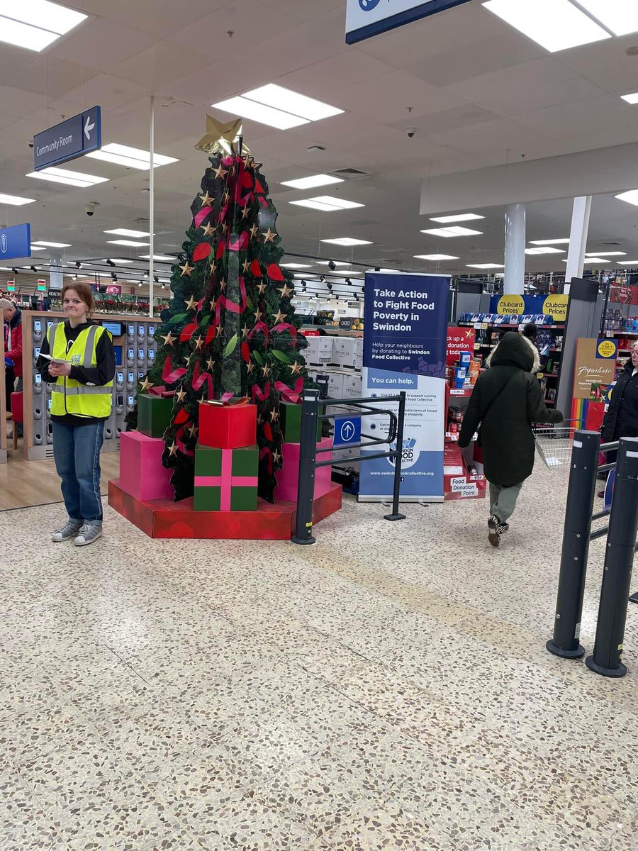 Hey there - we’re back at Tesco’s Ocotal Way again today collecting vital food supplies for the foodbank.  

If you can help ….. we’d be happy to accept a can of tomatoes, baked beans, soup etc. Thank you