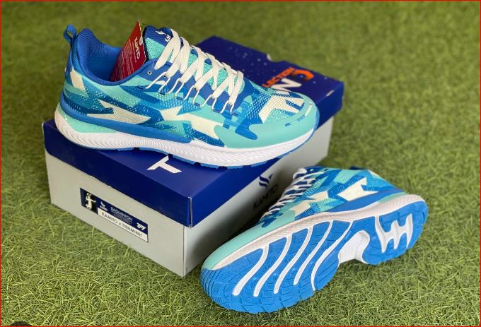 CheyenneAm679's tweet photo. Kamito TM Legend sneakers, light weight, comfortable, high-quality cushioning, specialized rubber sole https://t.co/Y6E2ySUtHM