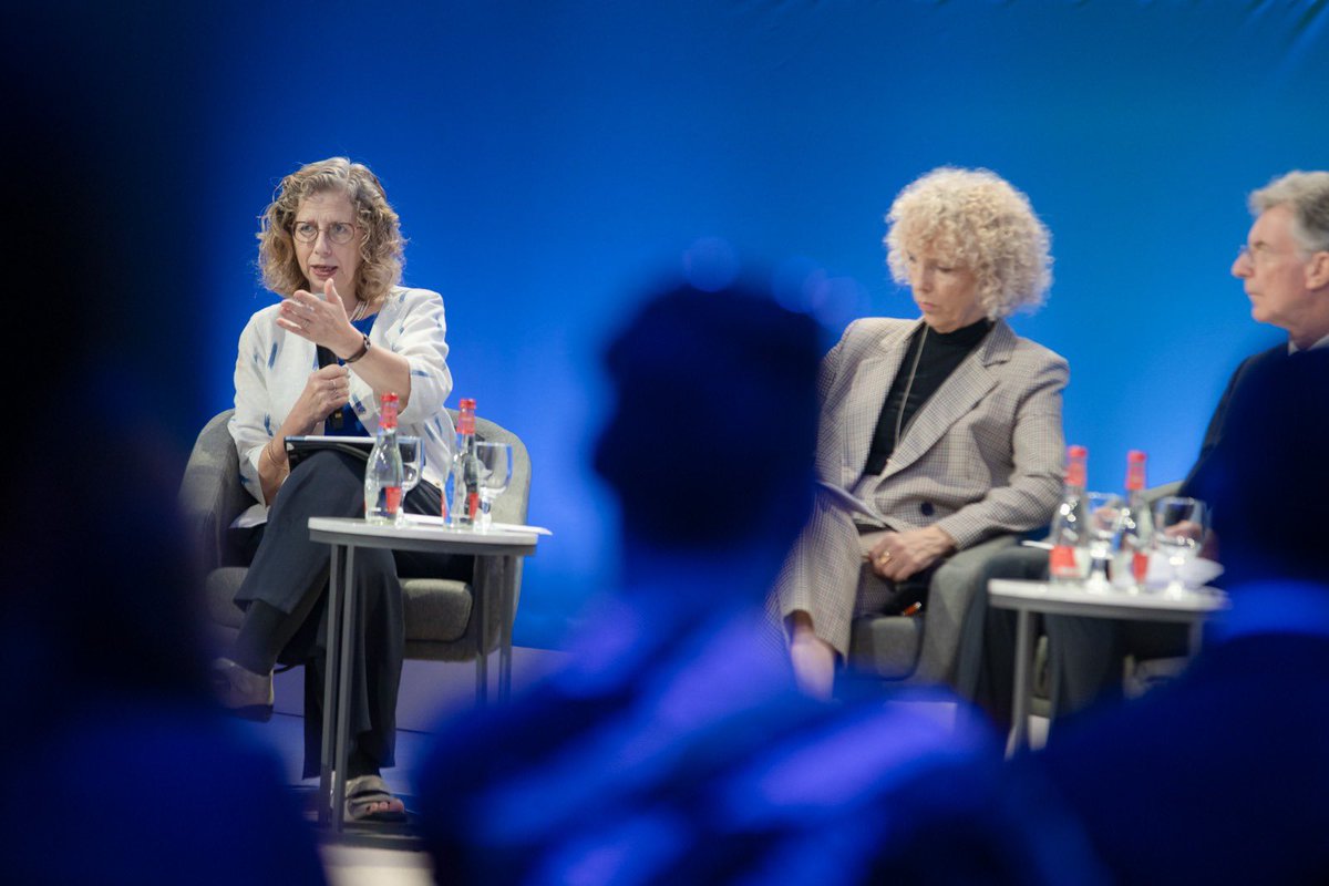 #ClimateChange drives conflict and conflict drives climate change. And the threats are growing.

Devastating floods, famine &amp; droughts already inflict misery on millions &amp; threatening peace.

As I told #COP28 <a href="/MunSecConf/">Munich Security Conference</a>, we must plan for the future and act, or risks only grow.
