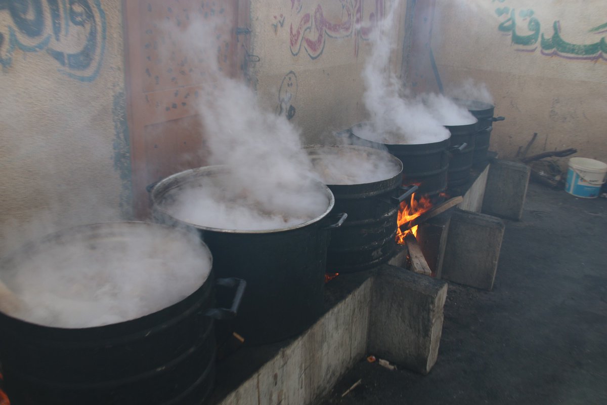 Preparing thousands of hot meals to be distributed to displaced families in shelter centers. Donate now and help us reach more families
gogetfunding.com/emergency-reli…