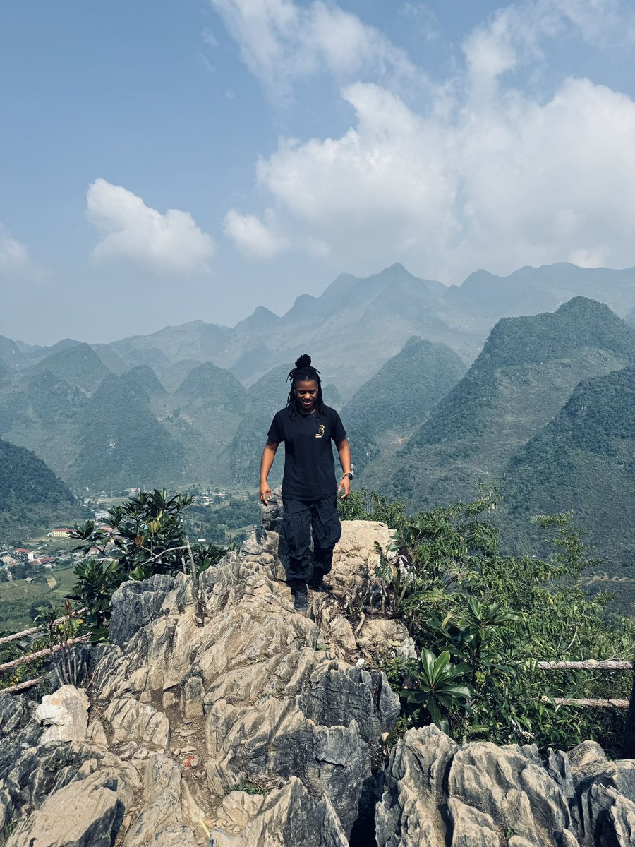 KayYoungMusic's tweet image. Vietnam, you have been magical! 🥹
#hagiangloop