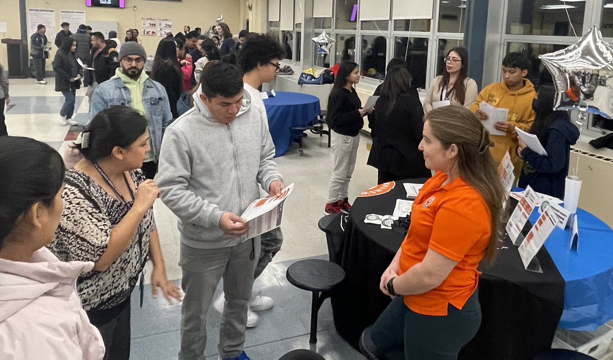 8th graders and families came to our High School Options Fair to explore their horizons <a href="/NBHSZebras/">New Brunswick High School</a> <a href="/ptech_NBPS/">New Brunswick P-TECH</a> <a href="/NBHSTHS/">NBHSTHS</a> <a href="/mcmagnetschools/">Middlesex County Magnet Schools</a> <a href="/AVID4College/">AVID</a> <a href="/nbplayitsmart/">NBPlayItSmart</a>  <a href="/nbpschools/">New Brunswick Public Schools</a> Upcoming class of 2024/future class of 2028, Let’s go!