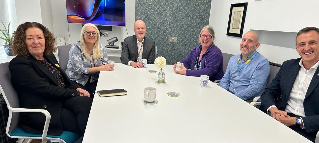 This week I was very proud to sign the Living Wage Foundation accreditation for Newcastle Hospitals - our commitment that we will always pay wages that allow staff to meet the essential cost of living.
 
This #RealLivingWage accreditation is the culmination of a great deal of