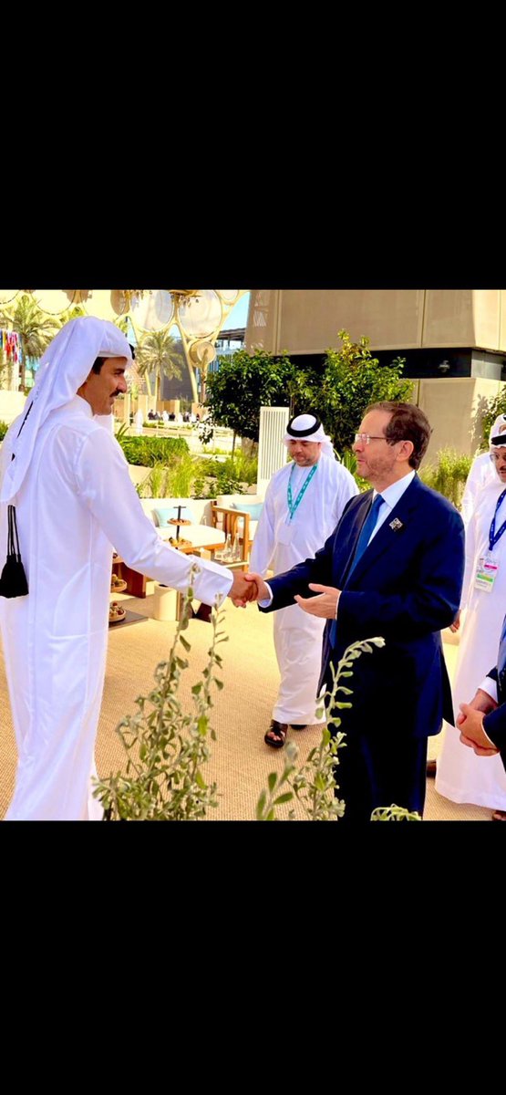 al39e_q8 tweet picture