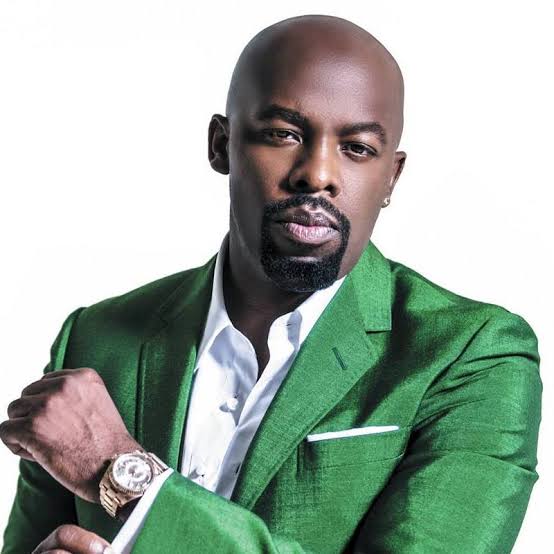 Smooth981FM's tweet photo. #NP All The Things Your Man Won't Do - @JoeThomas4real
On #StrictlySoul981 with @Ayokunmi_k
Listen Live: https://t.co/MJKwGb58rA
❤💙🤍
#Smooth981 #LoveMusic #LoveLife #SmoothFmLag https://t.co/UR6xDYrotY