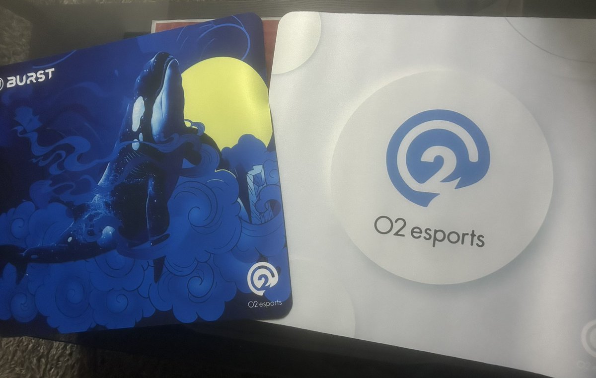 O2_pe_'s tweet photo. BURSTさんのマウスパッド

シャチはかっこいいしO2の方は可愛い🫰🏻

みんなもう買った？使ったらわかる、コレえぐい https://t.co/Uuhcxuxxx7