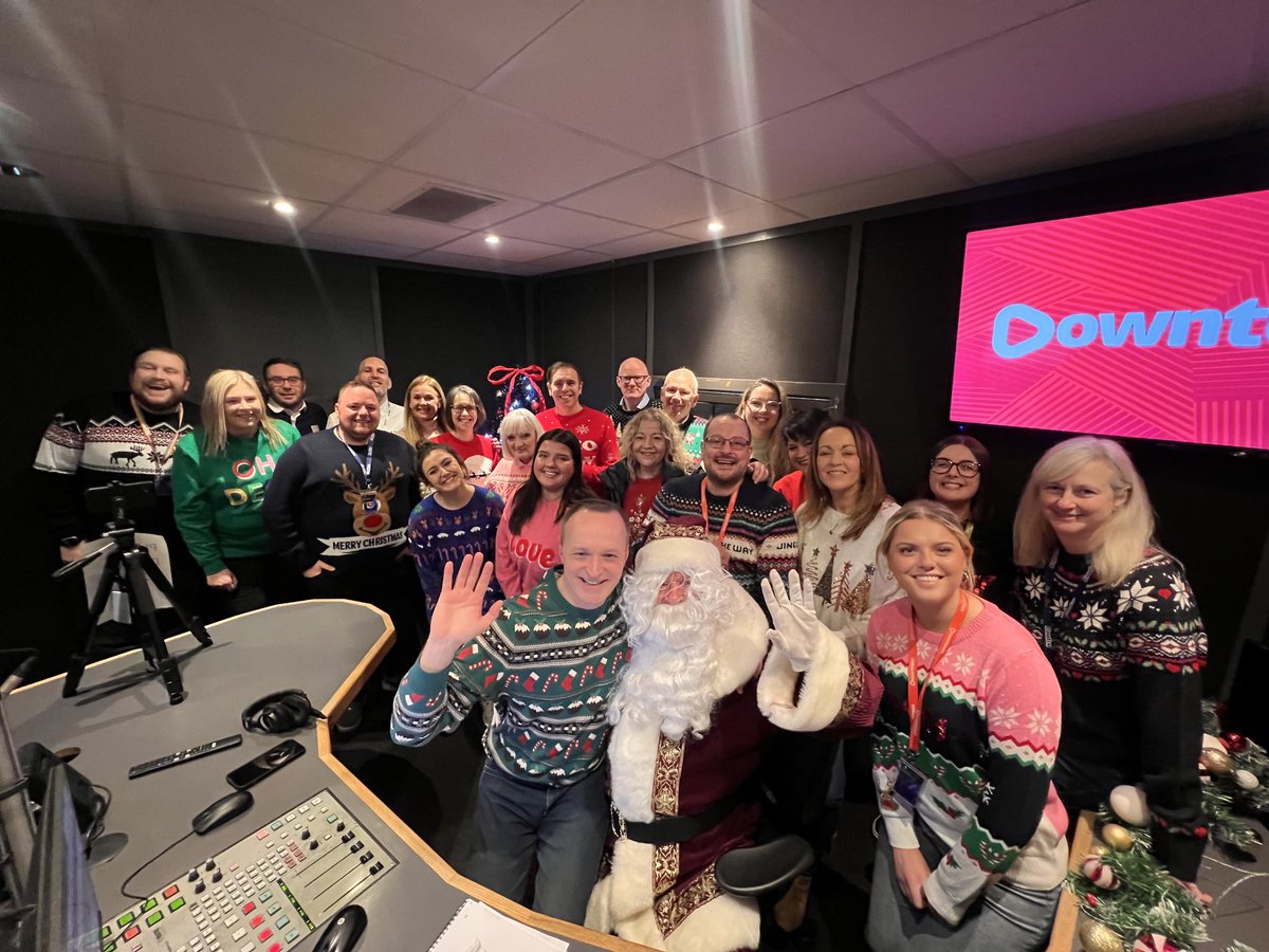 “IT’S CHHHHIIISTTMMMMAASSS!”