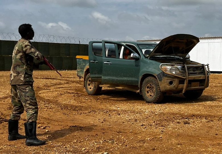 BPST_A's tweet image. 2/3
This was a joint approach from #UK 🇬🇧 Defence in Africa, making use of persistently deployed presence to deliver bespoke support directly to those that need it, in this case providing life saving training to the #Somali National Army (SNA).

#UKCSSF