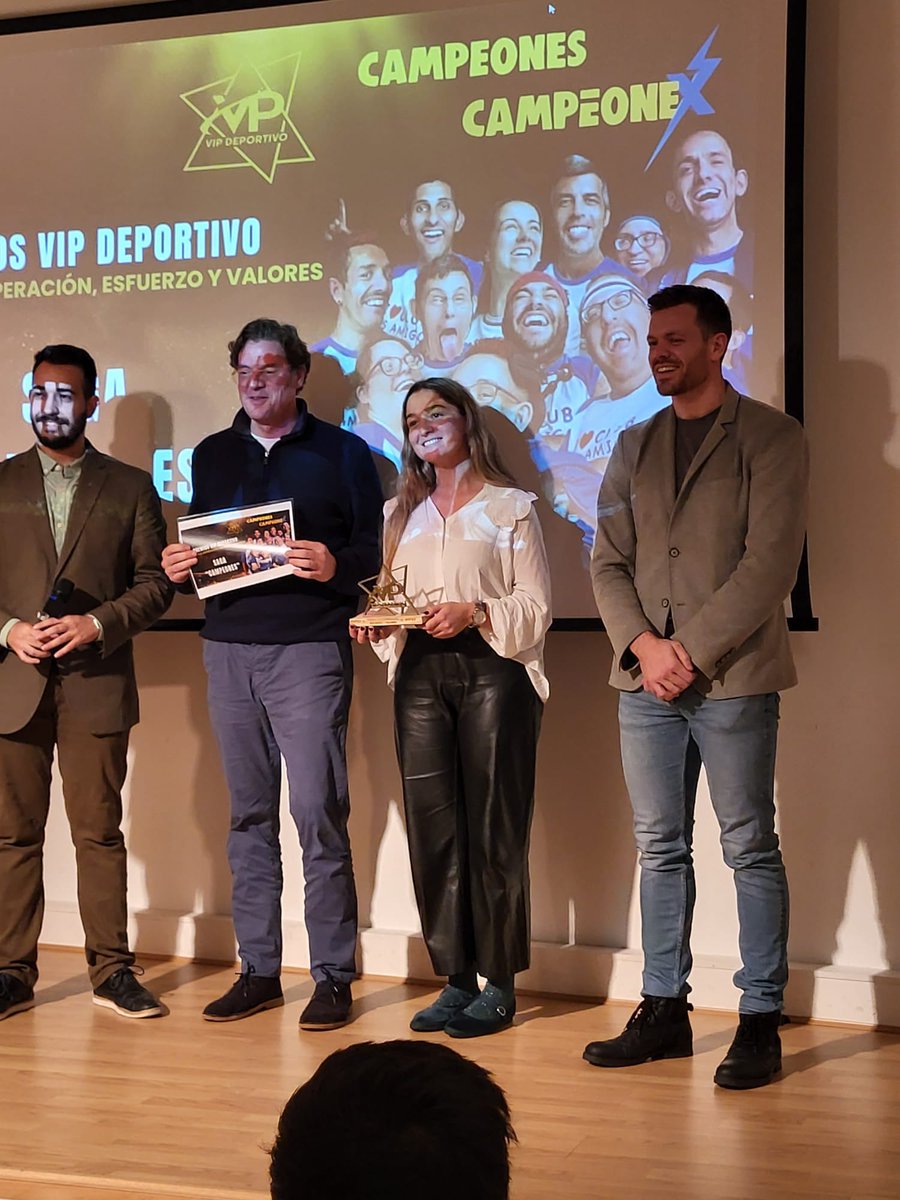 morenafilms's tweet photo. Ayer recibimos el 🏆 Premio a la Superación, Esfuerzo y Valores que entregó @VIP_Deportivo a #Campeonex.
📸 El productor @LongoriaAlv acudió al Salón de Actos de Santa María la Rica, en Alcalá Henares (Madrid), para recoger el Premio.
¡Muchas gracias!
#VPD23 #VIPDeportivo23 https://t.co/yias1W1XNw