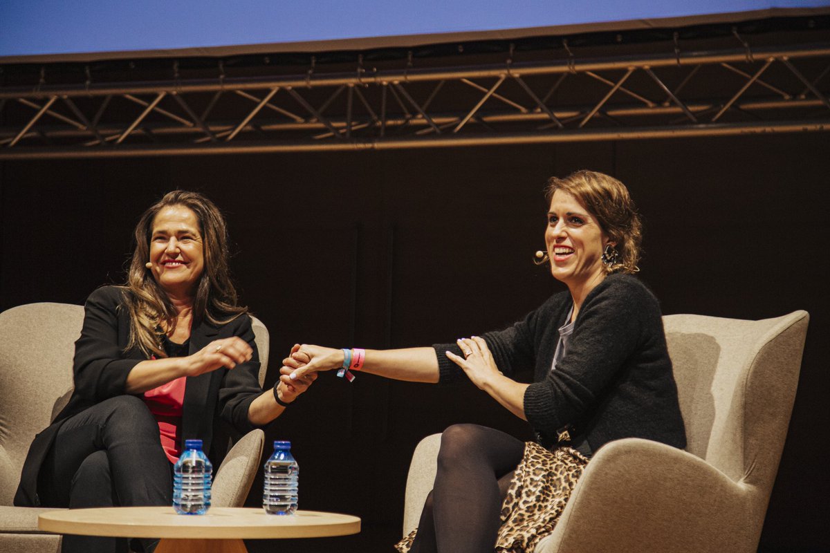 womenalia's tweet photo. 🔝 Definitivamente ya podemos decir que #AxTodas es el mayor evento de emprendimiento femenino de todo el año.

Han sido tres días increíbles, llenos de aprendizajes, inspiración y mucha emoción. https://t.co/S6HRZQkPlO