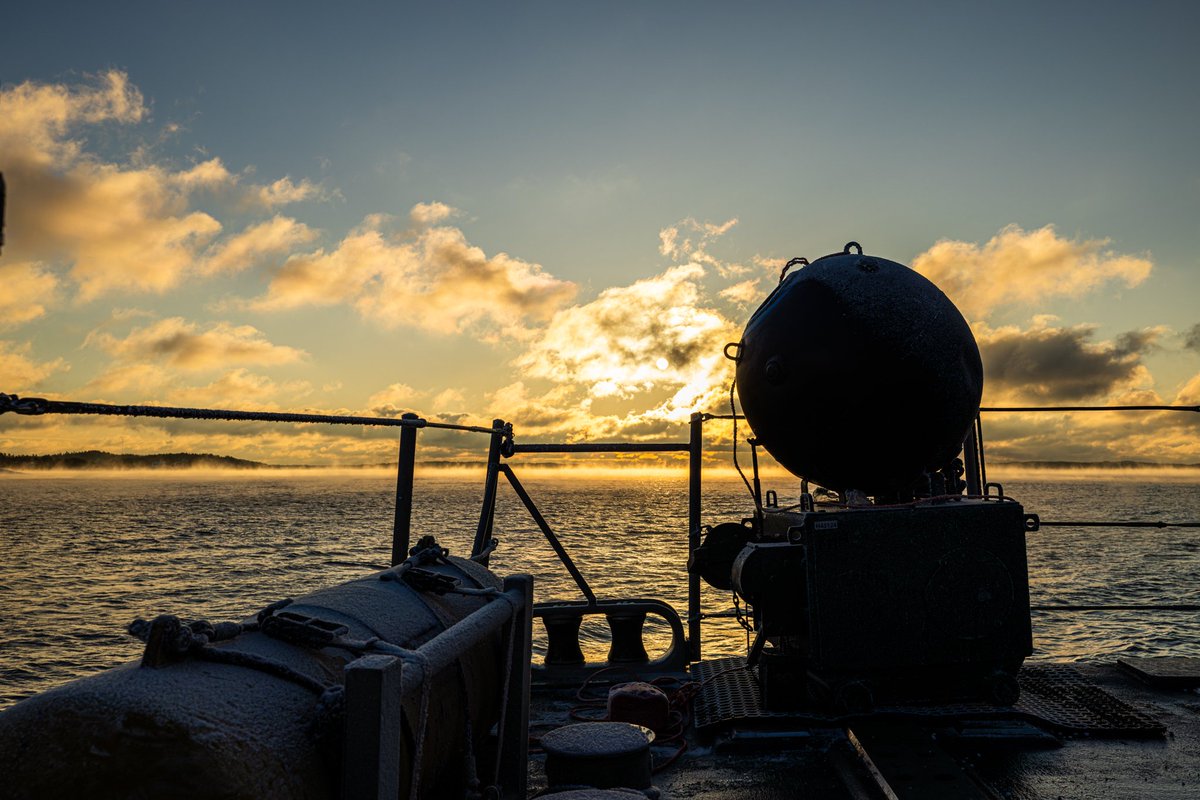 MarWojRP's tweet photo. #PKWCzernicki⚓️🇵🇱 z zespołem #SNMCMG1 na ćwiczeniu w Finlandii‼️

Zakończyły się pierwsze ćwiczenia morskie pod dowództwem Finlandii📷 jako członka #NATO pk. Freezing Winds 23. #FRWI23 przeprowadzono w Zatoce Fińskiej, na Morzu Archipelagowym i u południowego wybrzeża Finlandii. https://t.co/soJP8AxOZs