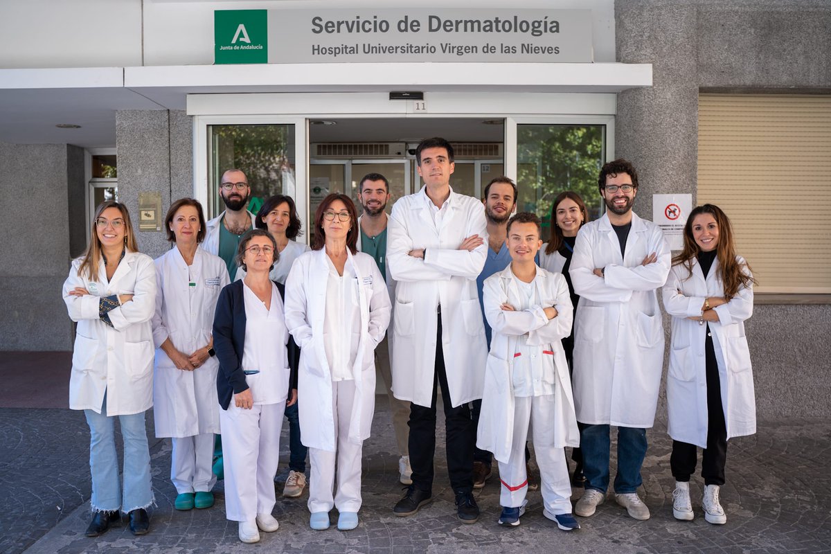 🏆Enhorabuena a este gran equipo por su premio #BIC que lo distingue como uno de los mejores del país. Excelencia, cercanía, ciencia y humanización para tratar los problemas de salud de la piel. huvn.es/noticias/el-ho…