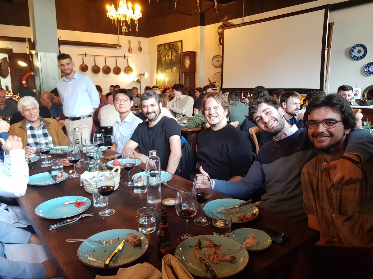 IFISC_mallorca's tweet photo. 🎉Yesterday the IFISC staff celebrated our usual Winter Solstice lunch where, in addition to bonding and sharing ideas, future research projects were presented. 

We wish you a happy holiday season and a prosperous new year 2024 full of challenges! https://t.co/D7ey2zj1L4