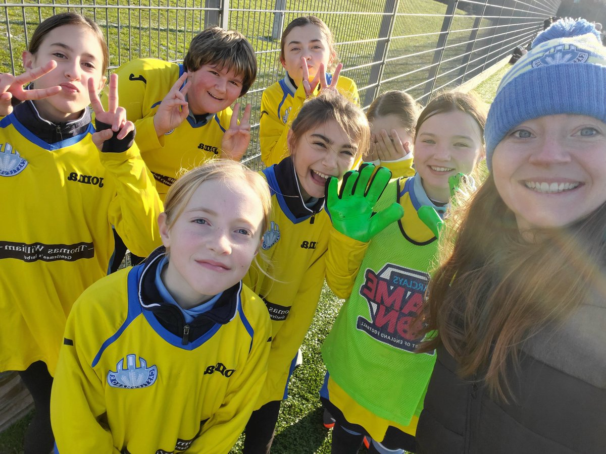 CastleManorPE's tweet photo. Couldn't be prouder of the U13 Girls Football team. Great resilience this morning at the EFL Cup β #cmape #proud https://t.co/8Q8D2MzkV1