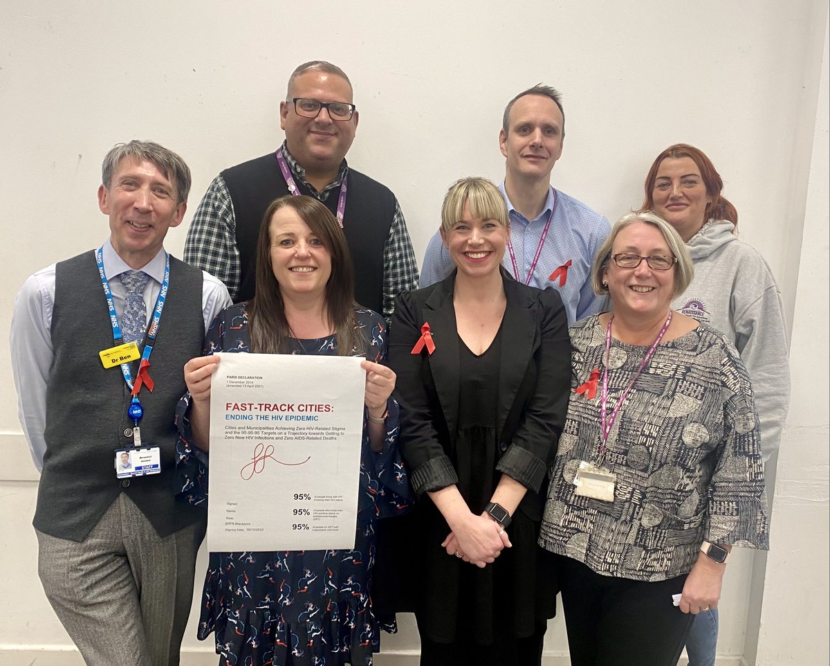BpoolCouncil's tweet photo. ✦ 𝗕𝗹𝗮𝗰𝗸𝗽𝗼𝗼𝗹 𝘁𝗼 𝗷𝗼𝗶𝗻 𝗻𝗲𝘁𝘄𝗼𝗿𝗸 𝗼𝗳 𝘁𝗼𝘄𝗻𝘀 + 𝗰𝗶𝘁𝗶𝗲𝘀 𝗮𝗿𝗼𝘂𝗻𝗱 𝘁𝗵𝗲 𝘄𝗼𝗿𝗹𝗱 𝗰𝗼𝗺𝗺𝗶𝘁𝘁𝗲𝗱 𝘁𝗼 𝗯𝗲𝗮𝘁𝗶𝗻𝗴 𝗛𝗜𝗩 ✦ Yesterday morning, on the eve of World AIDS Day, Blackpool Council announced the town is to become part of... 1/4 https://t.co/4pjdYkHOiU