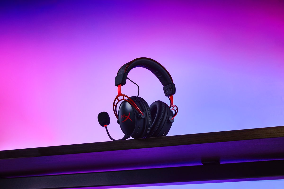 HyperXjpArchive's tweet image. ゲーマーの皆さん、YouTuberやVTuberの皆さんも集まってください🎮 HyperXなら必要な機材はなんでも揃う! 高音質のQuadcast S、長時間駆動のCloud Alpha、俊敏な反応速度のAlloy Origins🔥 HyperXのガジェットでPC環境をアップグレードしませんか？ #HyperX部 ＃QuadcastS #CloudAlpha #AlloyOrigins