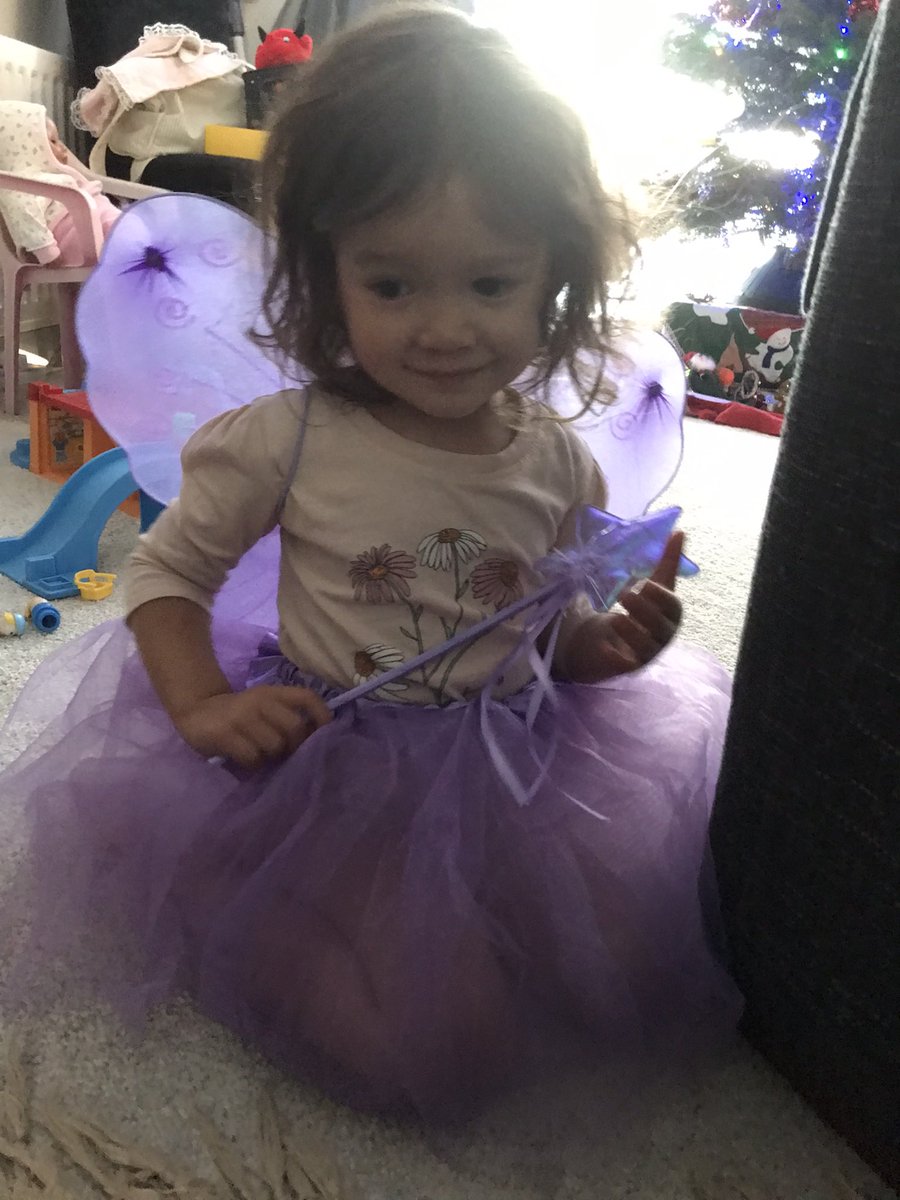 ajjs's tweet image. #thismorning my little granddaughter dressed as a Christmas fairy.🥰🎄🎅🏻🎄