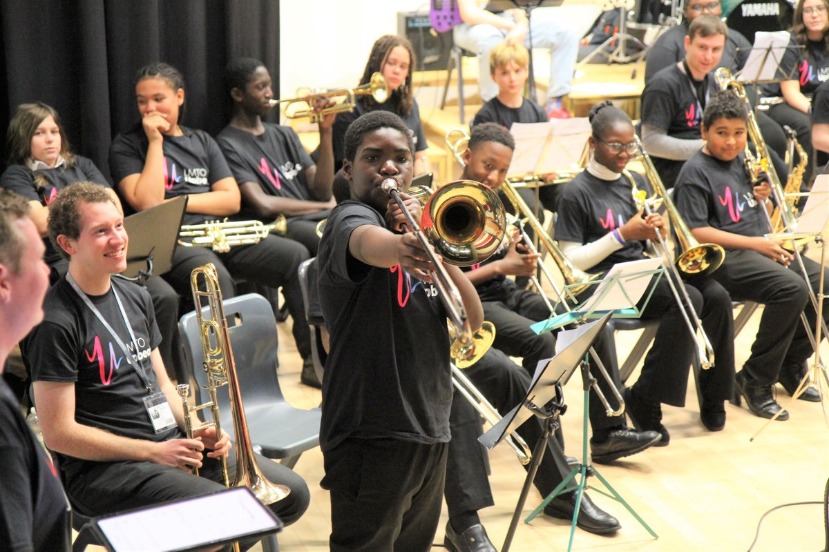 QESLuton's tweet photo. Last night was the @LMTOrch Year 9 concert!

It was a phenomenal performance from everyone that took part and we are blown away at how hard all of the students have worked on learning their new instruments!

#LMTO #LoveMusic #QESLife https://t.co/rUcnFGjdWl