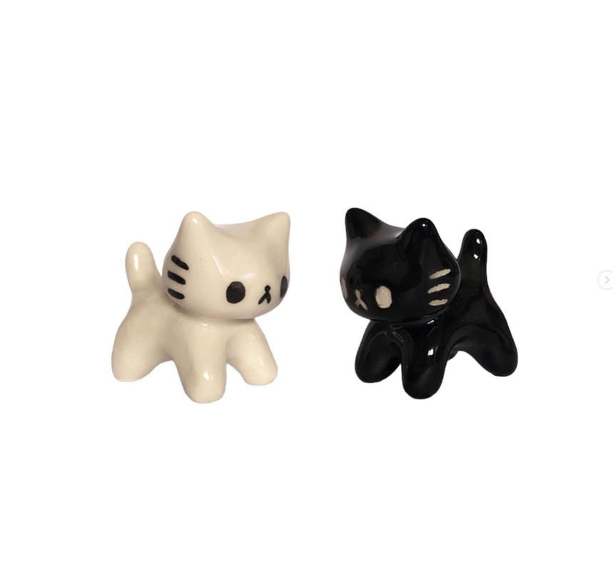 lovesickdoe's tweet photo. us kissing (we are cats) https://t.co/RcriAM6sFj