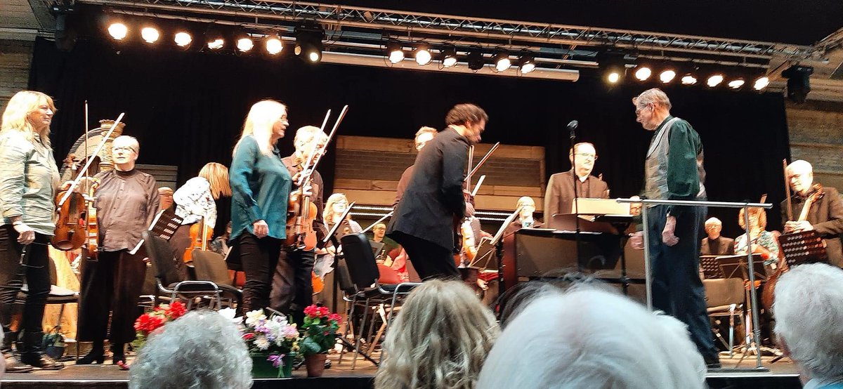 Prom_Orchestra's tweet image. Well, what a fantastic time that was!
Thank you to all who came to our 'Music from the Films' special.  That's it for this year. We look forward to seeing you in the new year for our NY Viennese Concert on Jan 28th.

Photo credit to Diana