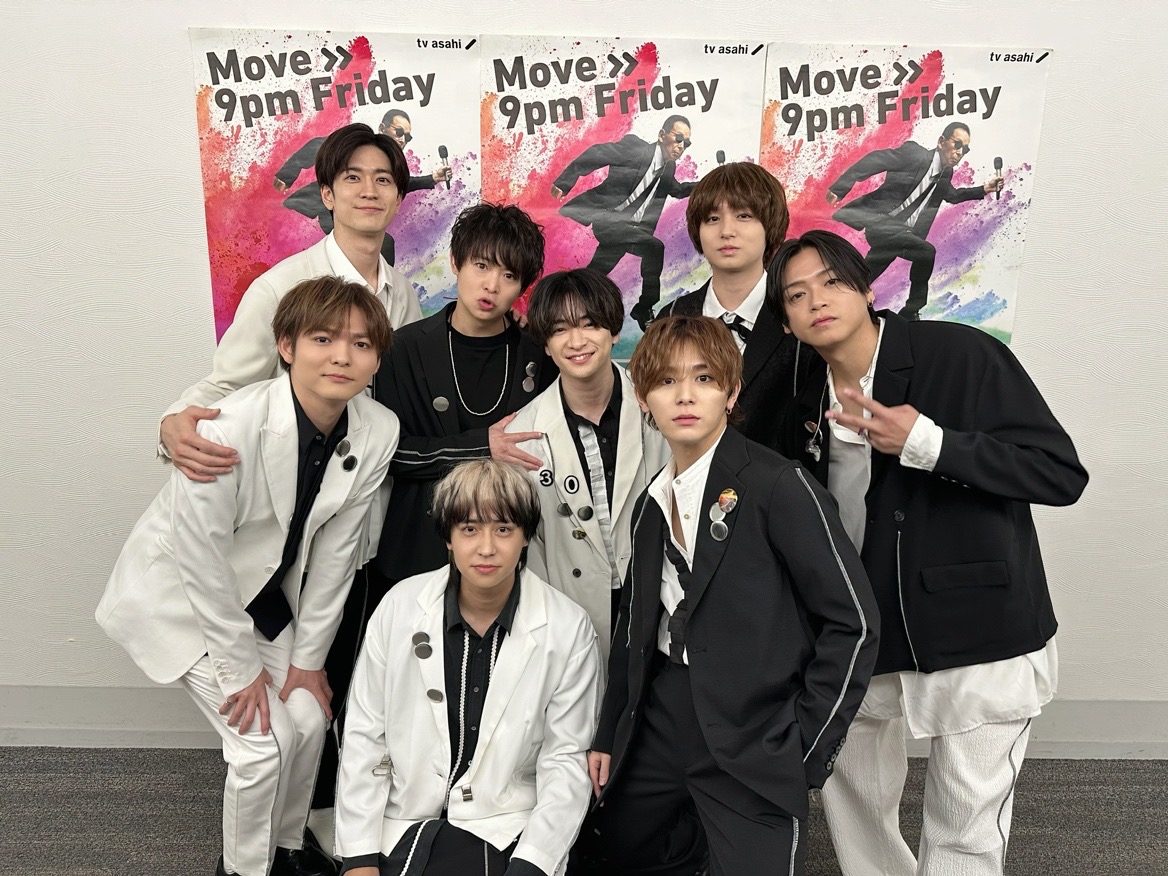 Mst_com's tweet photo. 【#Mステ】

今夜の1曲目は
#HeySɑyJUMP👏

伊野尾さん出演のドラマ
「#家政夫のミタゾノ」主題歌🧹
Kaoru こと三田園薫 (#松岡昌宏)さん
作詞作曲「それぞれ。」TV初披露✨

ミタゾノさんが
スタジオのどこかに！？👀

💬コメント
❤️山田さん「楽曲にもドラマにも興味をもっていただけたらと思います！」

🩷知念��ん「全員30代になったHey! Sɑy! JUMPから視聴者の皆さんへパワーを届けられたらと思います」

🩵中島さん「自由度の高いJUMPのパフォーマンスを楽しみにしていてほしいです」

🧡有岡さん「前向きになれる楽曲になっていますので是非、ご覧ください！」

💜髙木さん「Hey! Sɑy! JUMPが踊らずに歌うということは、Mステではなかなかないと思うので、歌い上げるところを見てください」

💙伊野尾さん「ドラマファンの方にも楽しんでいただけるようにパフォーマンスを頑張りたいです！」

💛八乙女さん「歌詞に力があるので注目してほしいです」

💚薮さん「バンドの皆さんと一緒にパフォーマンスをするので派手にできたらと思います！」

#ウラステ 本番前に🤗📸✨