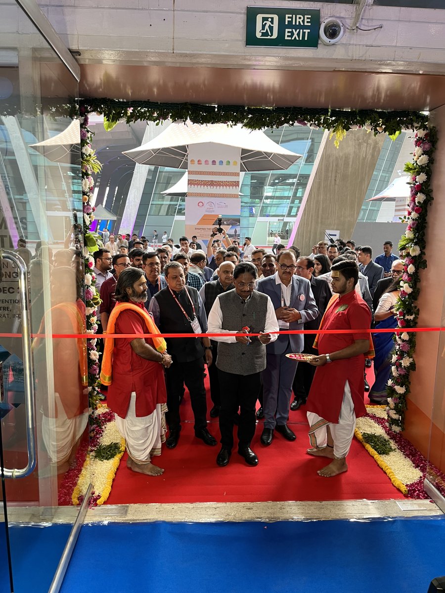 82ircgujarat's tweet photo. The Technical Exhibition at the 82nd Annual Session of IRC is officially inaugurated. We extend our gratitude to Hon. Cabinet Minister of Gujarat, Shri @irushikeshpatel Ji, for presiding over the ceremony.
#IndianRoadsCongress #IRC #82YearsofIRCย #IRC2023 https://t.co/OSWIgrpSpT