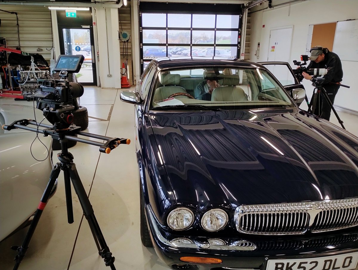 PortwayFilms's tweet photo. Some BTS from a recent shoot with Jaguar and Car and Classic 🚗 https://t.co/JsomRUHhba