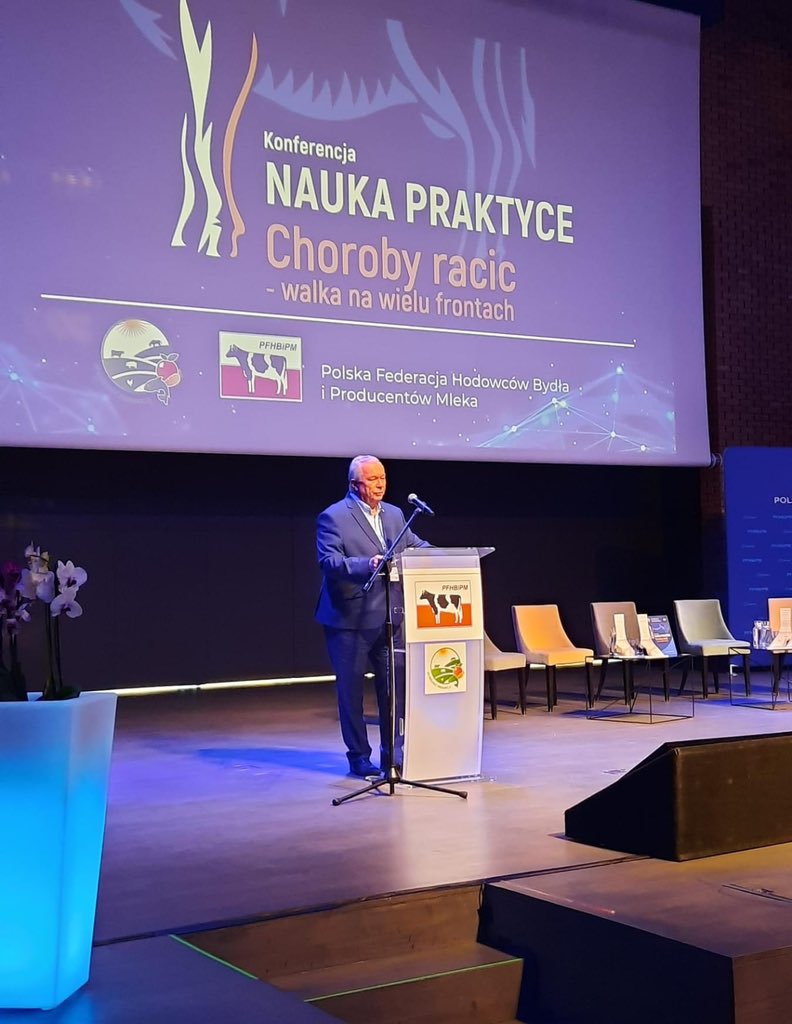 PZHBiPM_'s tweet photo. Ruszyła konferencja Polskiej Federacji Hodowców Bydła i Producentów Mleka  pn. NAUKA PRAKTYCE, Choroby racic- walka ma wielu frontach.  Bardzo wysoka frekwencja hodowców 🐄 https://t.co/i4gwls81ng