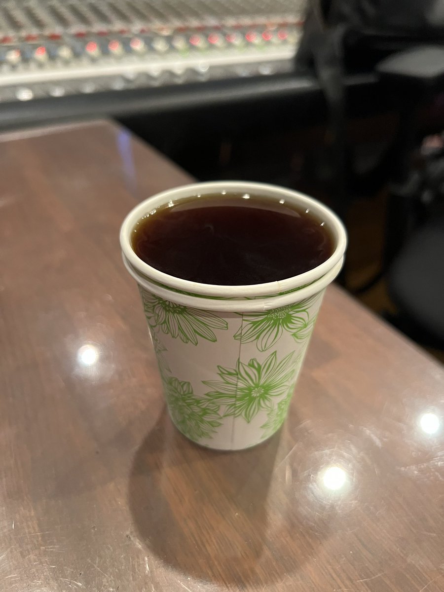 仕事中にこんなにゆっくり歩いた事があっただろうか…☕️