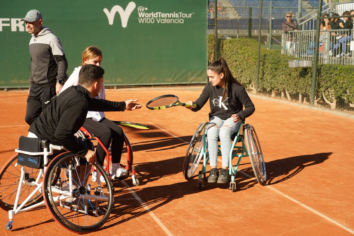 Bepro Deporte España (@teambepro) on Twitter photo En el Día Internacional de las Personas con Discapacidad, recordamos nuestra última jornada de sensibilización en <a href="/copafbvalencia/">Copa Faulcombridge by Marcos Automoción</a> . Visibilizando el tenis adaptado a la discapacidad física, intelectual y sensorial.
¡Un gran evento por la inclusión que disfrutamos al máximo! 🎾🦾 En el Día Internacional de las Personas con Discapacidad, recordamos nuestra última jornada de sensibilización en <a href="/copafbvalencia/">Copa Faulcombridge by Marcos Automoción</a> . Visibilizando el tenis adaptado a la discapacidad física, intelectual y sensorial.
¡Un gran evento por la inclusión que disfrutamos al máximo! 🎾🦾