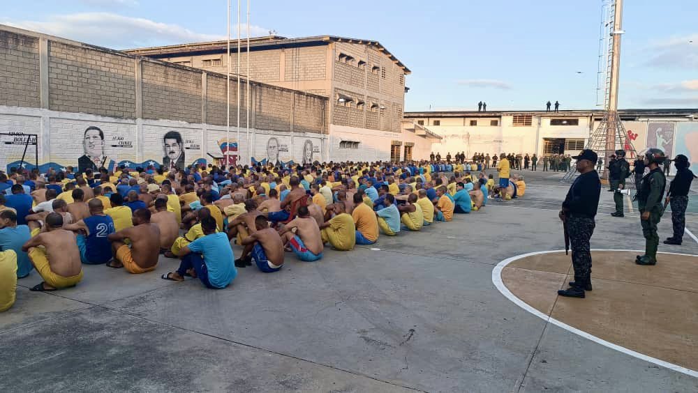 Como parte de las acciones que nos permiten mantener la disciplina, el control y el régimen penitenciario, hemos iniciado a esta hora, un operativo de requisas en el Centro de Formación Hombre Nuevo Libertador, ubicado en el estado Carabobo.