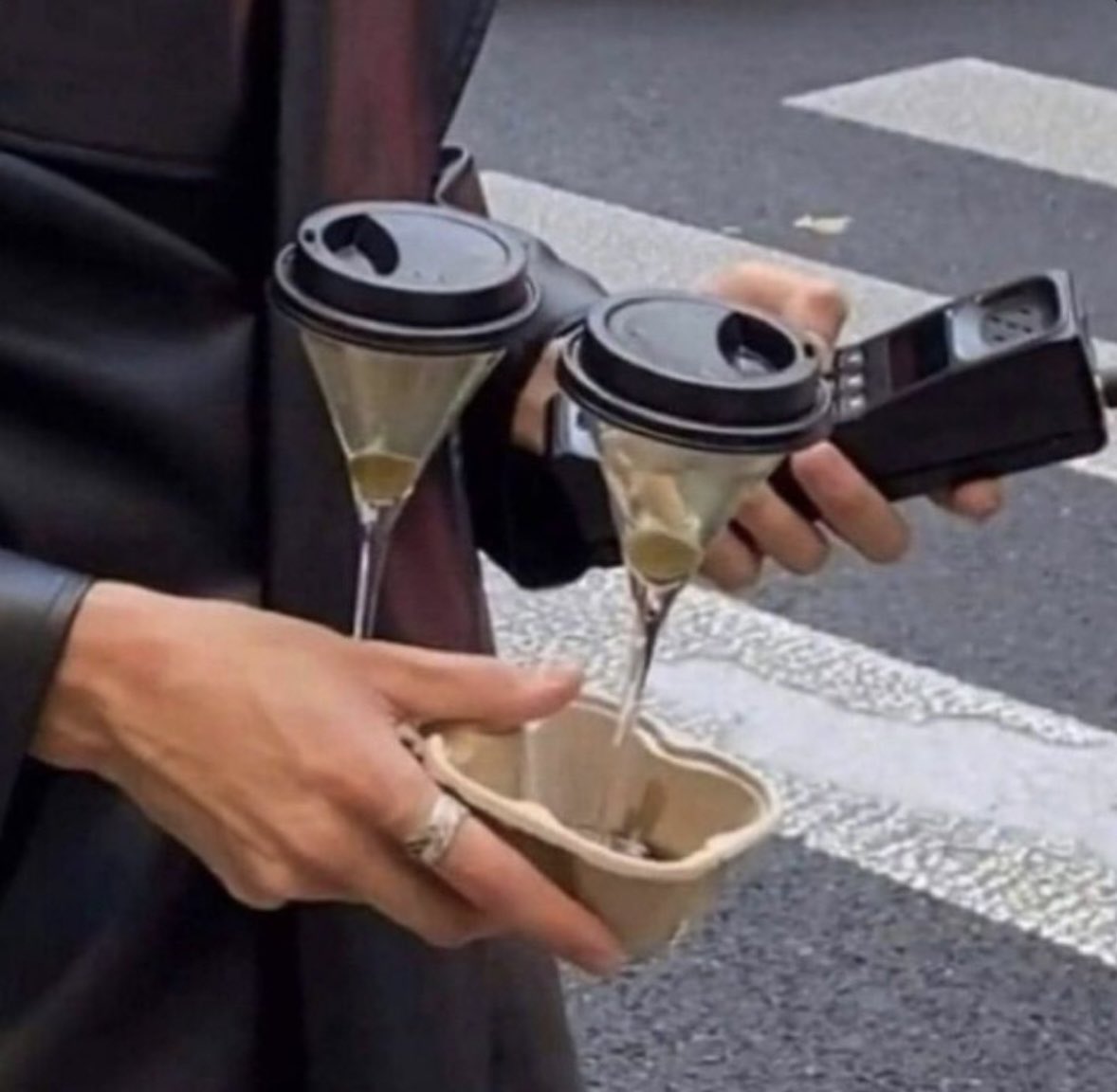 Blondieee tweet media