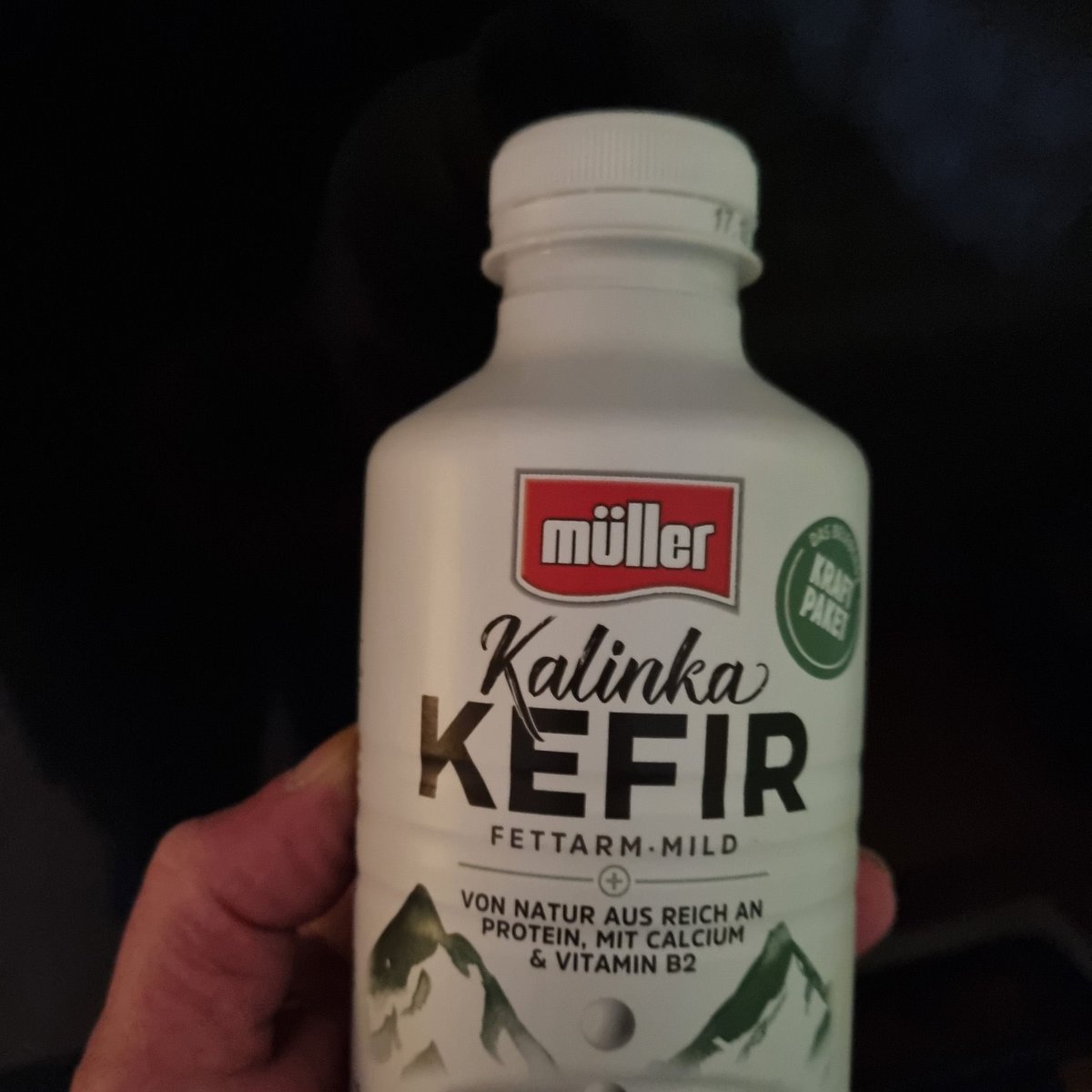 net_broker's tweet photo. @nikitheblogger Der Mann muss unbedingt unterstützt werden! Bitte beim nächsten Einkauf darauf achten. #MuellerMilch #MuellerChallenge https://t.co/snva2zK2cI