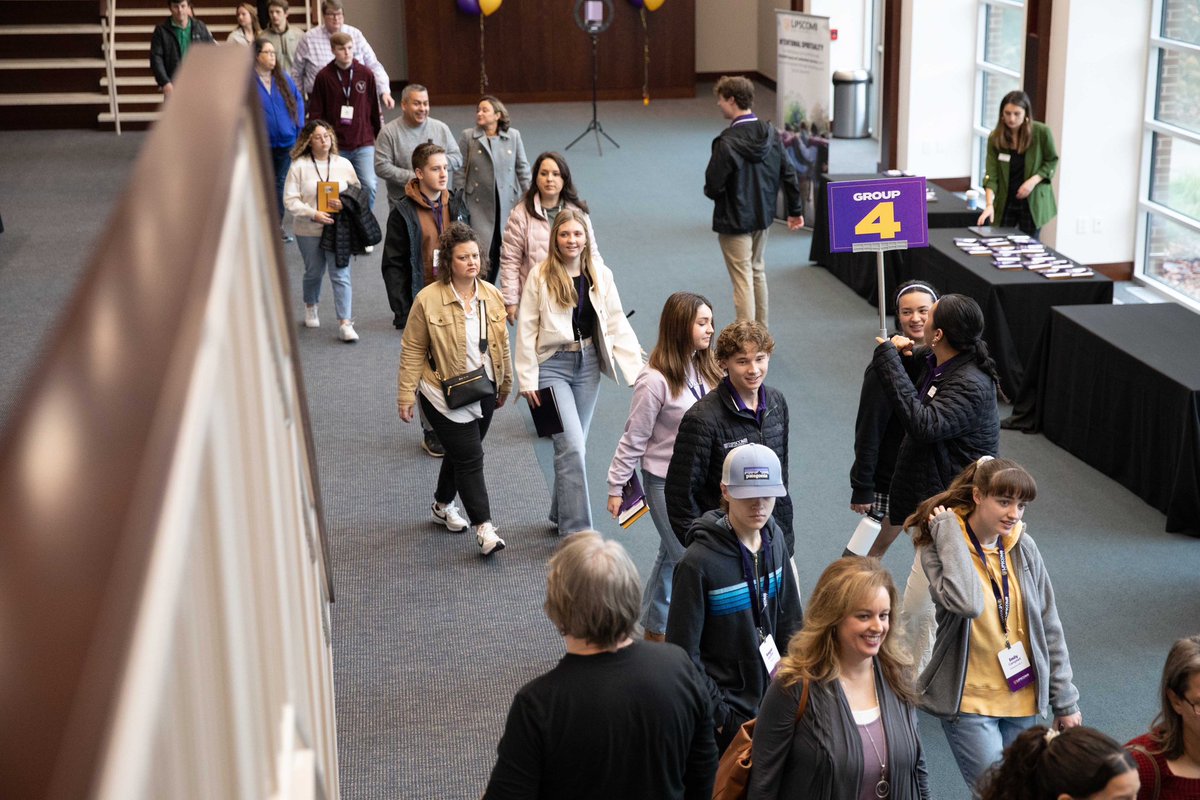 McQueenCandice's tweet photo. It was an exciting morning welcoming high school students and their families from across the country to the @lipscomb campus as they experienced what it's like to be part of the  🦬Bison Herd. #LipscombBound https://t.co/eBi7D3WL26