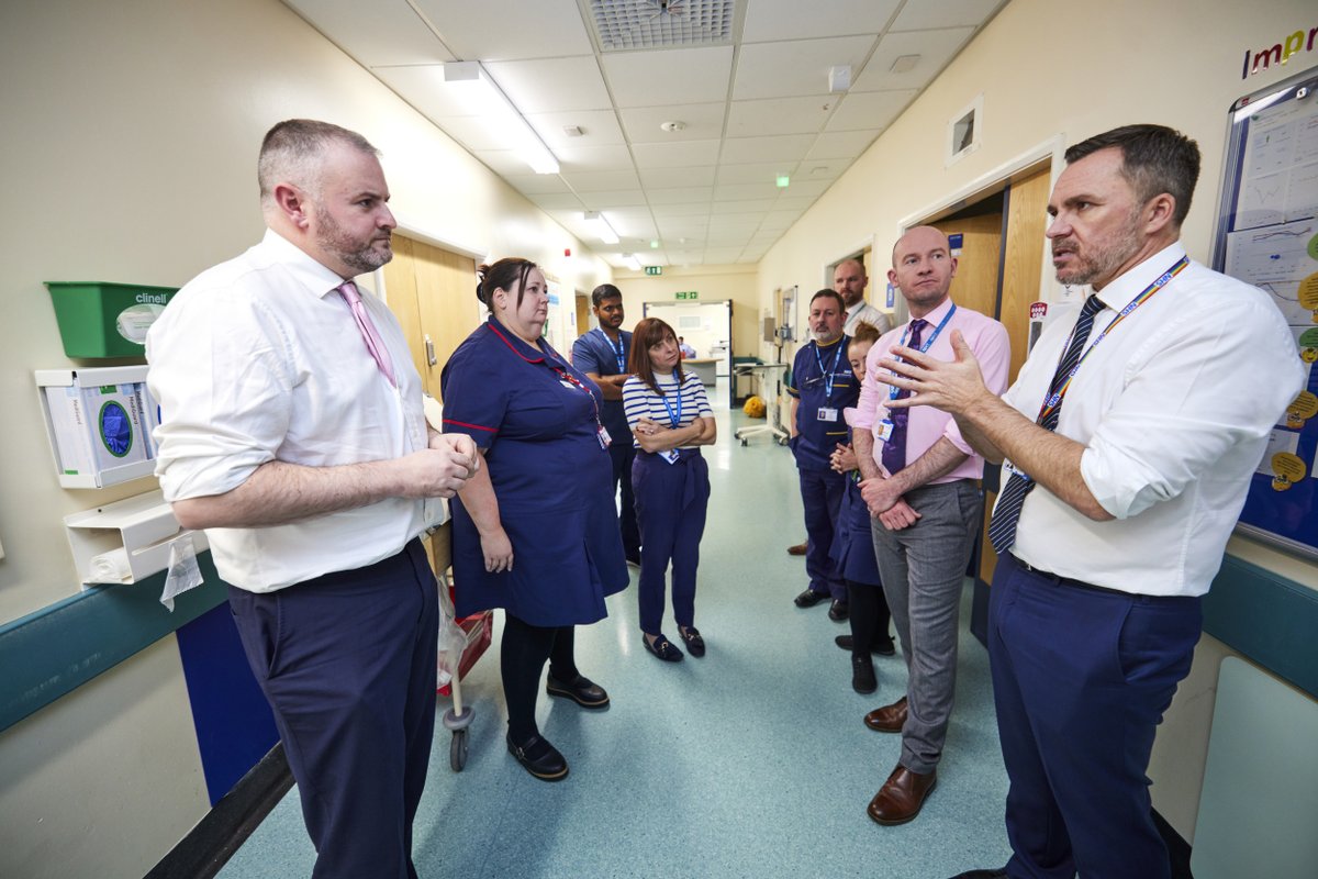 MFTnhs's tweet photo. Health minister Andrew Stephenson met MFT Chief Executive @MCubbonNHS  and Trafford Elective Care Hub staff today and heard how they are ensuring patients receive their planned procedures as quickly as possible. https://t.co/wzD7I8eOIs