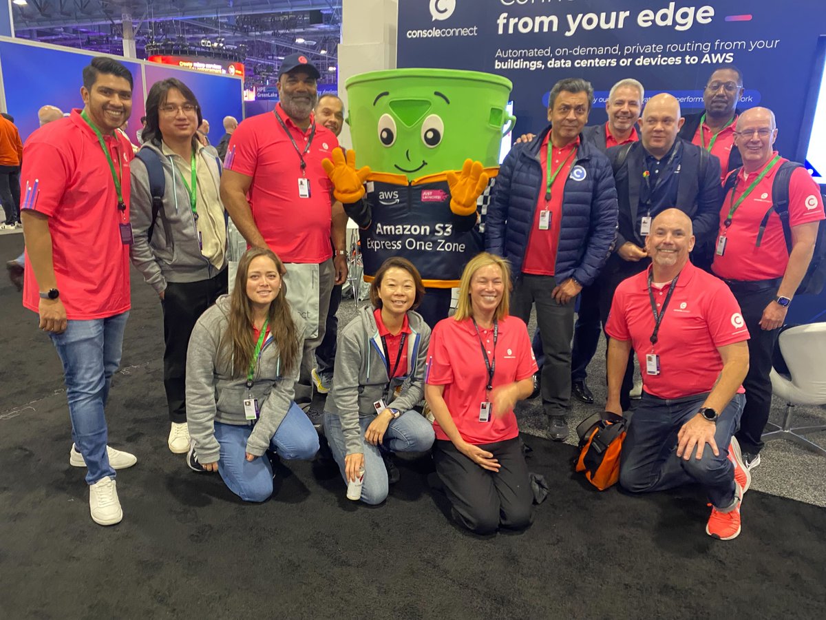 ConsoleConnect's tweet image. #ConsoleConnect🚀 It&apos;s a wrap at #AWSReInvent Las Vegas! From easy setups, reduced network costs to improved performance, our #NetworkAsAService platform does the heavy lifting for AWS businesses&apos; connectivity environment 🏢. Until next time, keep connecting ☁️!