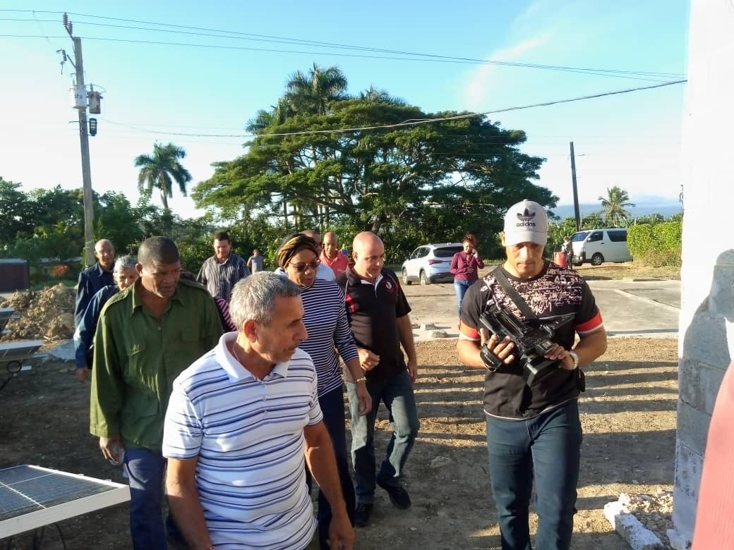 Desde la provincia de Artemisa en la visita gubernamental, enviamos nuestras felicitaciones a todas y todos los locutores cubanos en su día. El abrazo desde el corazón 
#DíaDelLocutor #CubaVive