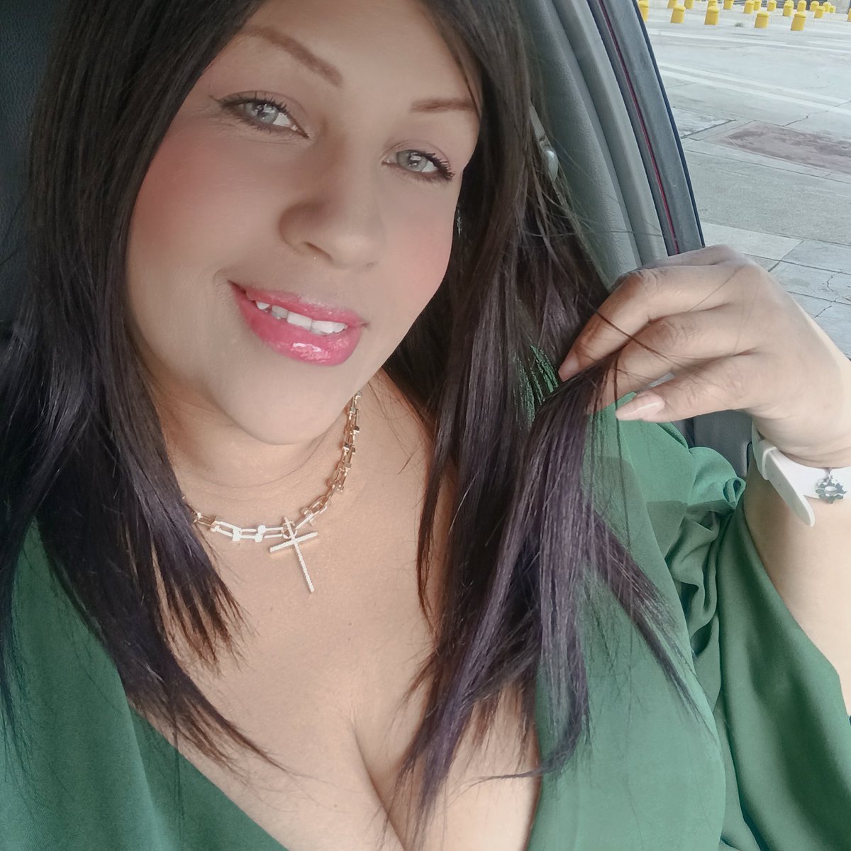 Ary0674's tweet photo. #NuevaFotoDePerfil https://t.co/PjQ8EwJJf5