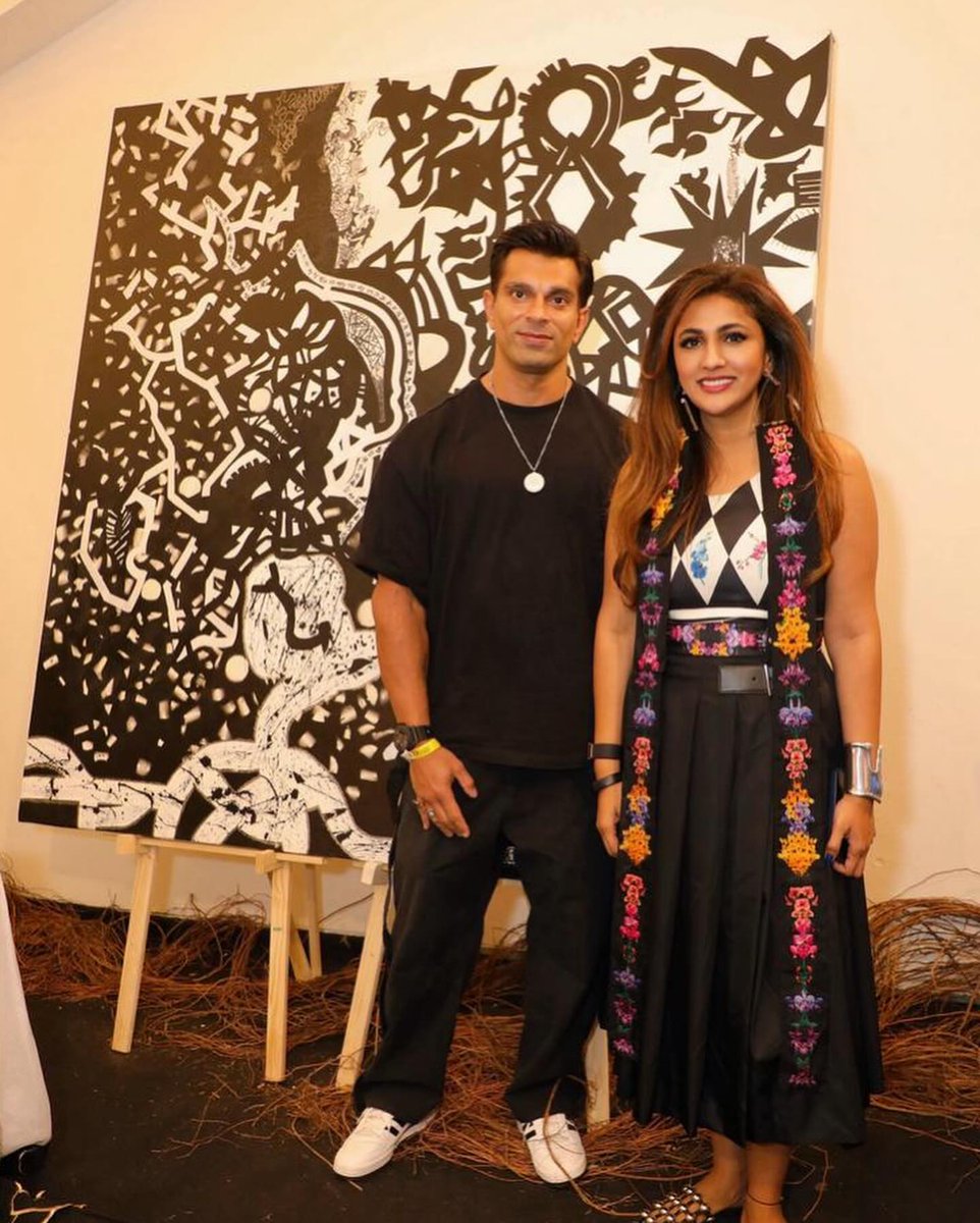 waqtzaya's tweet photo. .@Iamksgofficial showcasing his brilliance in art ๐คฉโค๏ธ #KaranSinghGrover #starinfinity https://t.co/kJxD3y6OPj