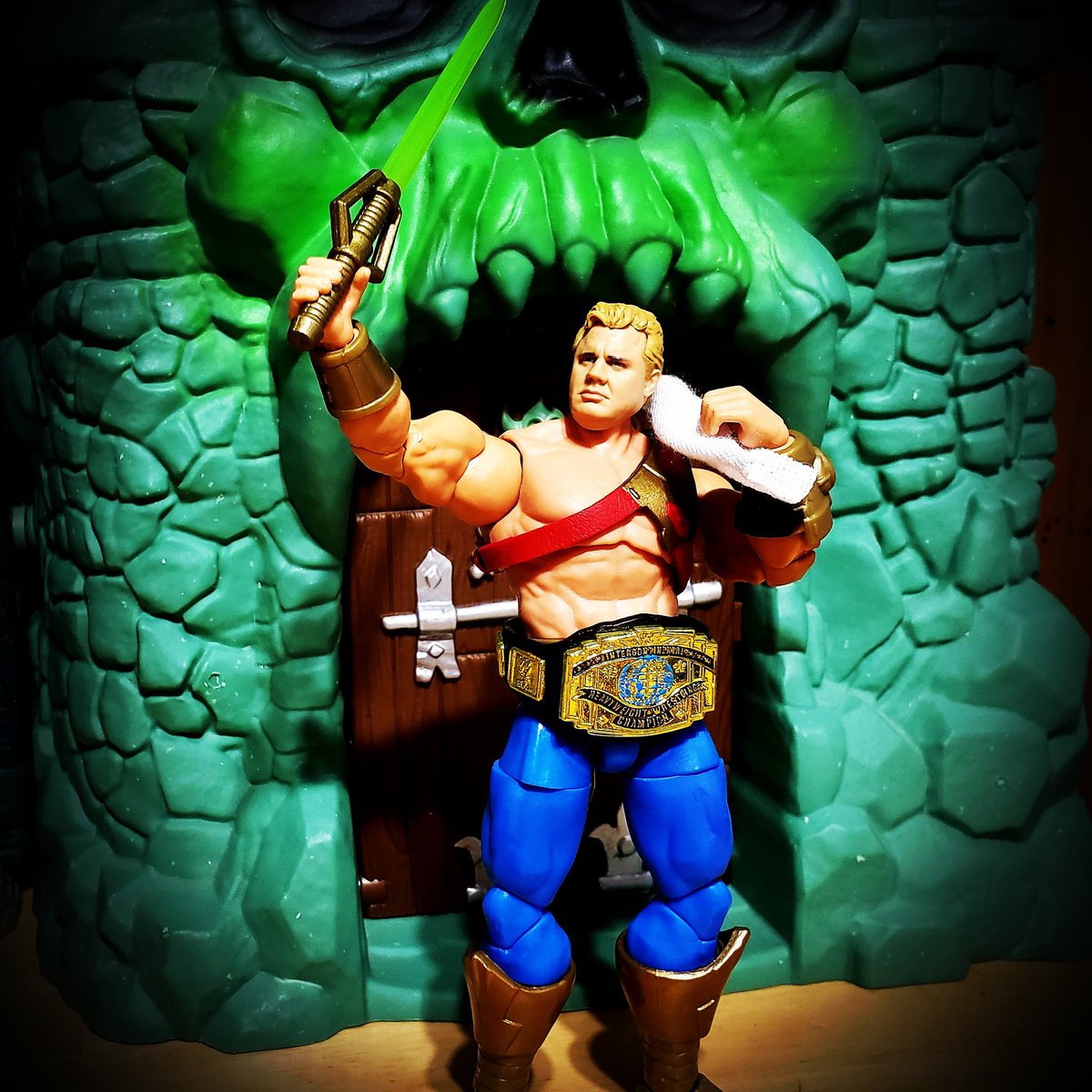 cracktasticpod's tweet photo. "I am what I say I am, and I say... I'm perfect!" The new Inter-Eternia Champion @Mattel @WWE #thepfpn #CracktasticPlastic #funpostfriday #wrestlingfigures #kitbash #mastersofthewweuniverse #toyphotography #wrestlingphotography #collectingfamily #castlegrayskull #curthennig https://t.co/dyclzABvij