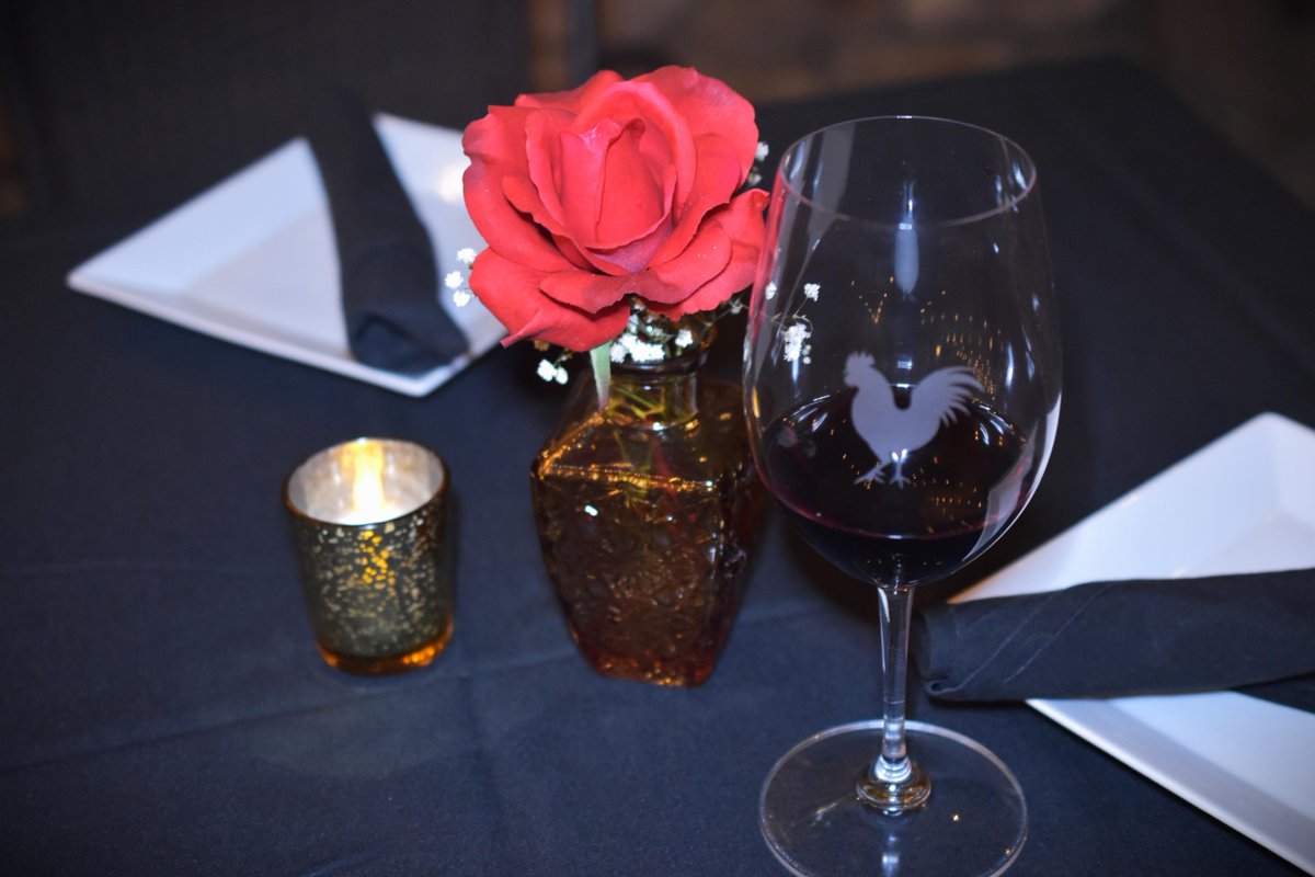 TratToscana's tweet photo. Date night for two ❤️ Enjoy a delicious Italian dinner in a romantic setting 🍝🍷 

Live Music tomorrow by Fernando Bianchini from 6:00 pm - 9:00 pm

#datenight #romanticdinner #italianfood #trattoriatoscana #italianrestaurant  #temeculawinecountry #livemusic https://t.co/W9xiWjD8tB